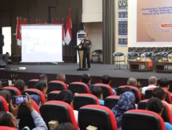 Gubernur NTT Buka Dialog May Day 2026, Dorong Sinergi Pekerja dan Pengusaha