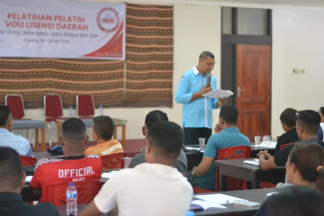 pelatihan pelatih voli