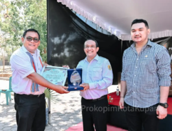 Sekda Kota Kupang Ajak Mahasiswa Kawal Kebijakan Publik, Kritik bukan Ancaman